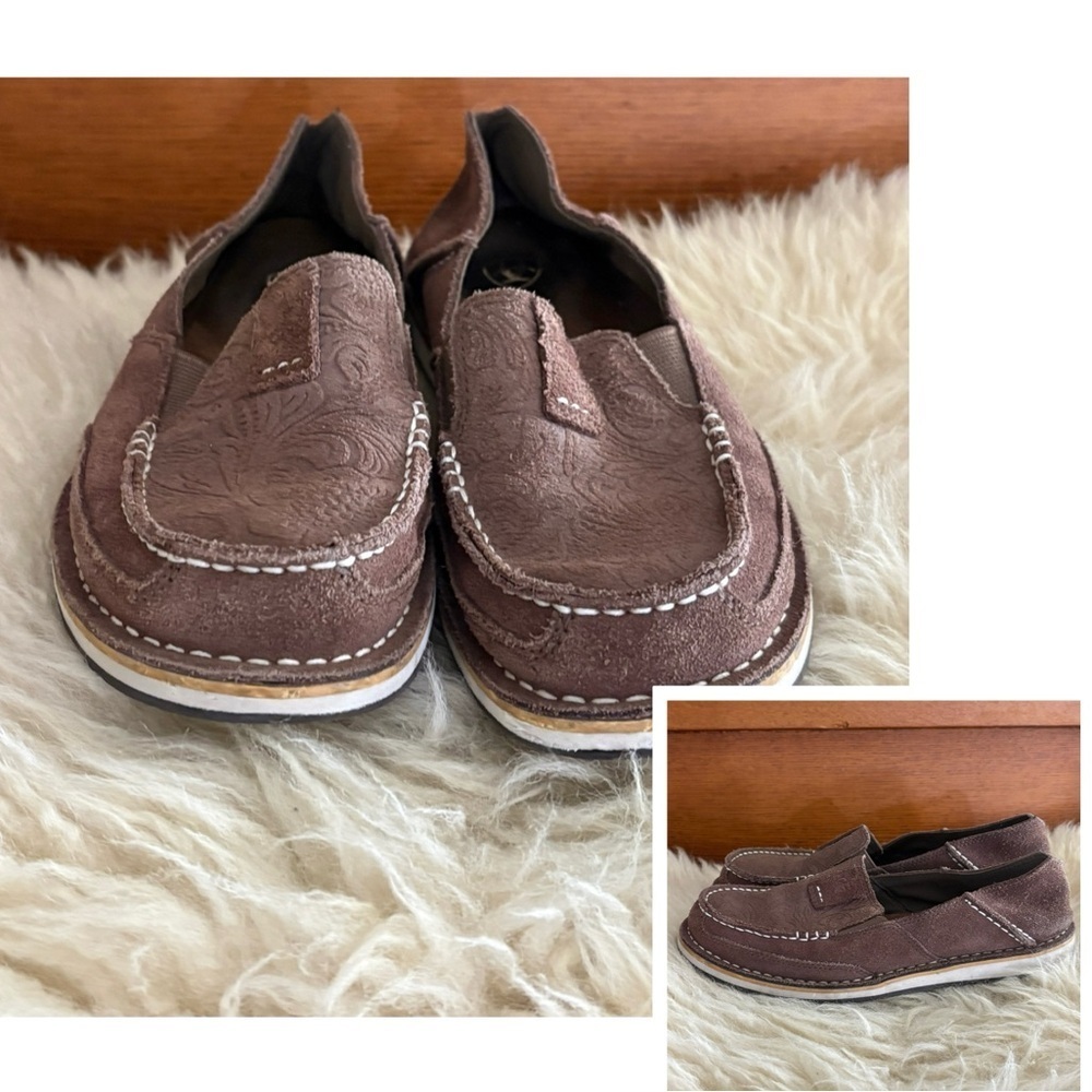 Ariat Brown Embossed Leather Cruisers Loafers - Picture 8 of 8